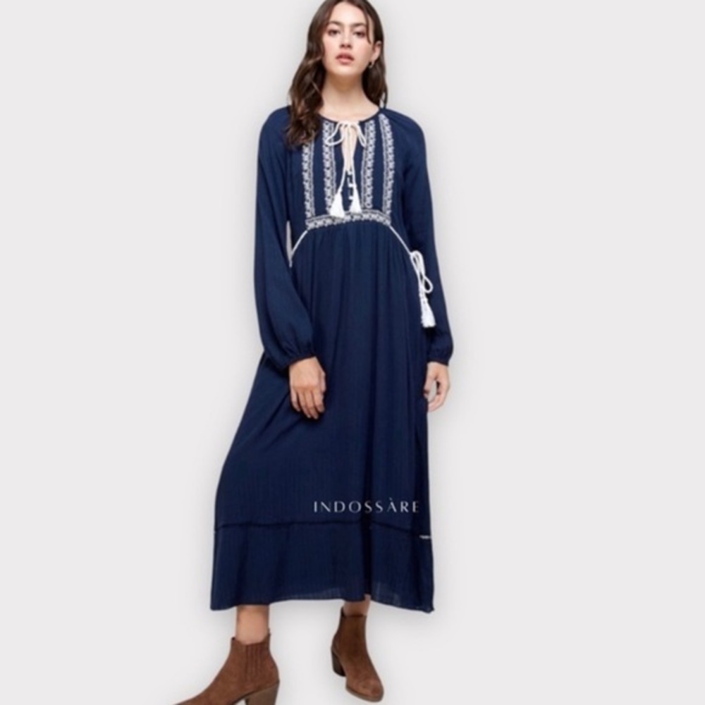 Boho Embroidered Bodice Tassel Dress
